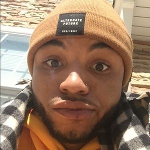 Meet your Posher, Joshua